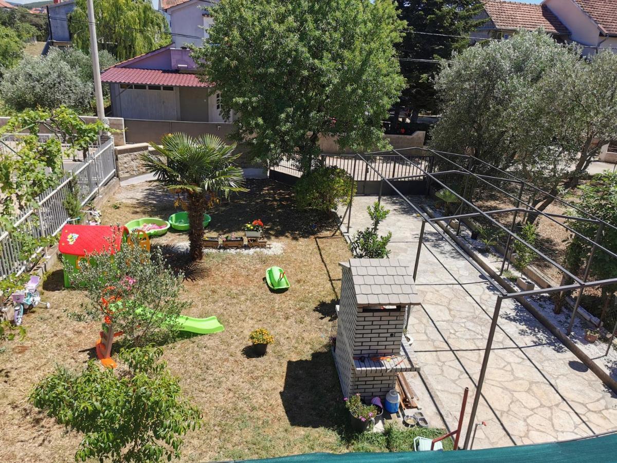 Apartamento Leona Sukošan Exterior foto