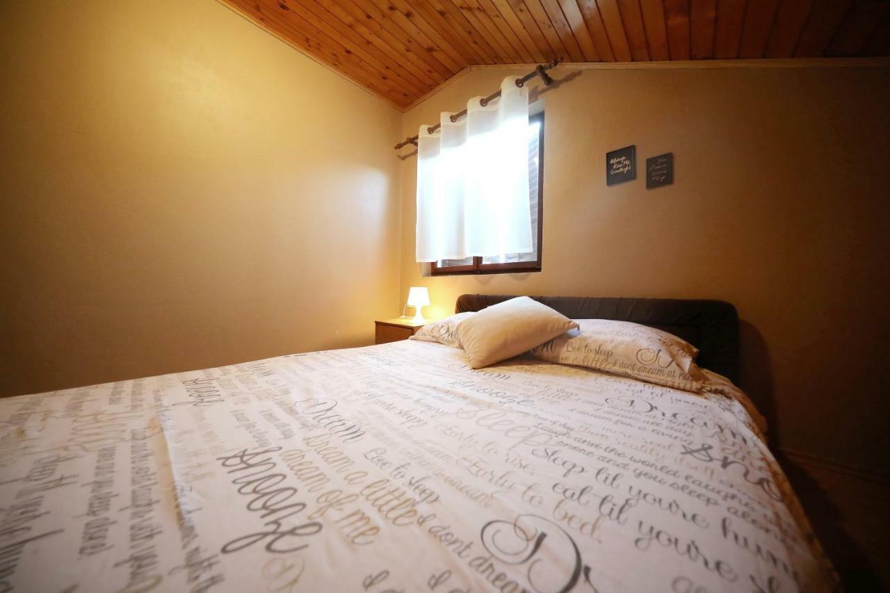 Apartamento Leona Sukošan Exterior foto