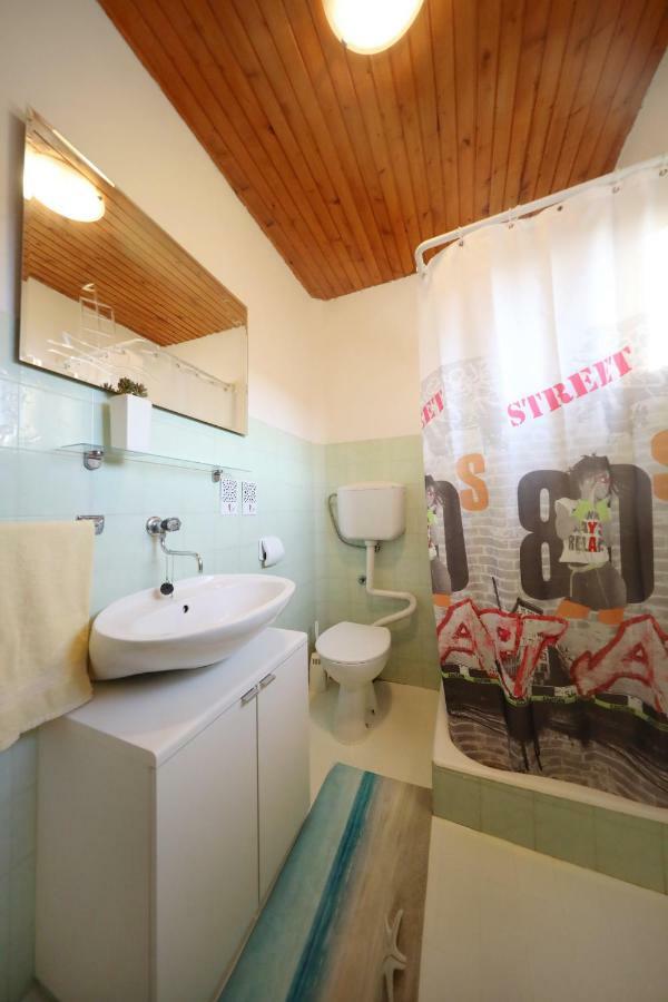 Apartamento Leona Sukošan Exterior foto