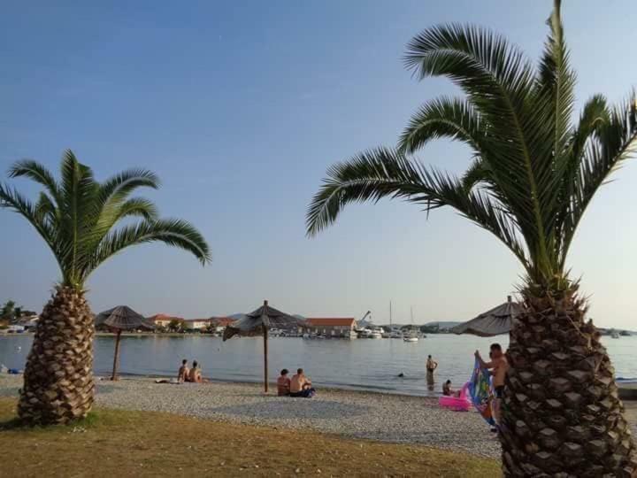 Apartamento Leona Sukošan Exterior foto